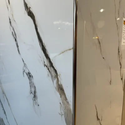 Hotel Chic – PVC Marmerlook Wandpaneel Detail 1