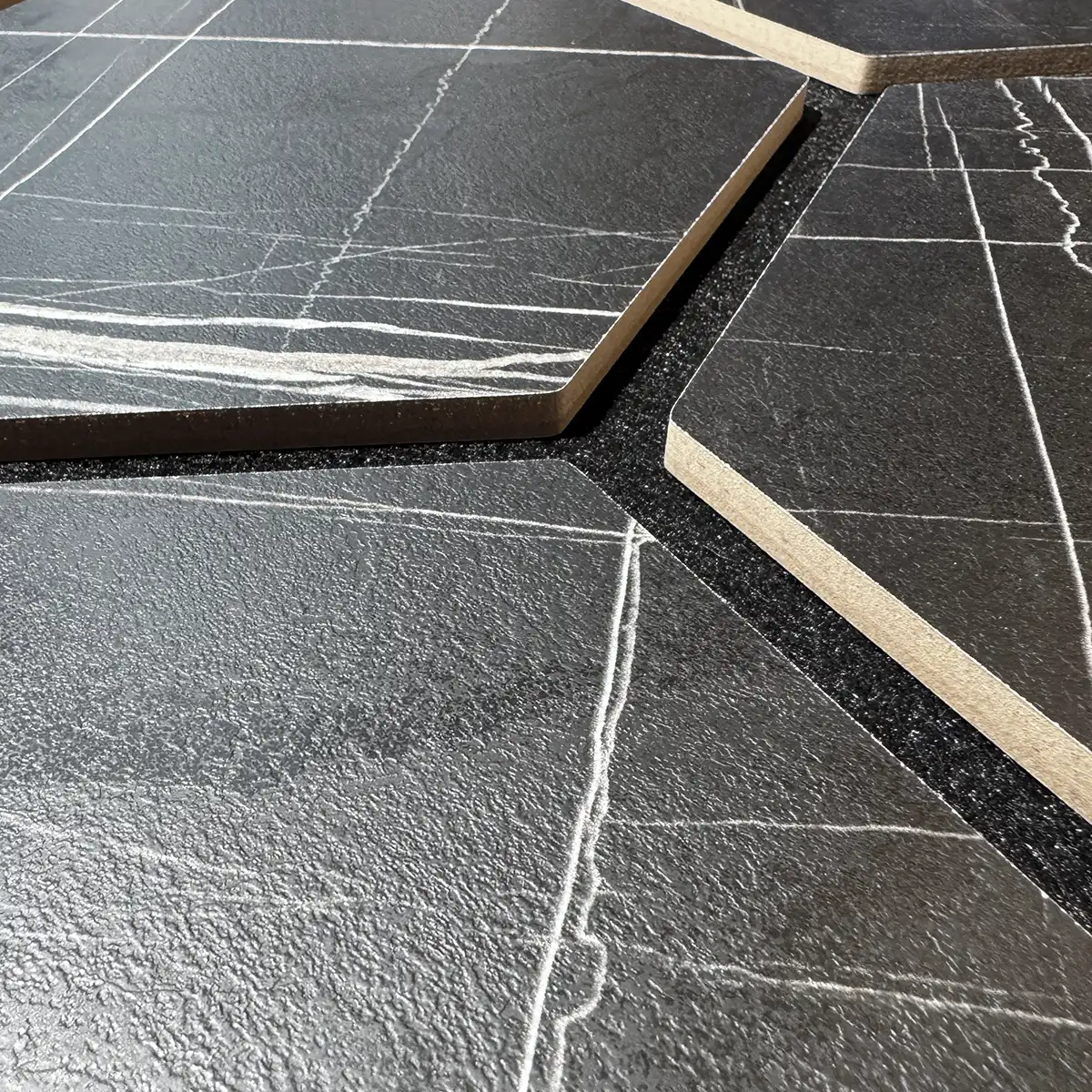 MDFHexagonZwartEiken01 Hexagon Zwart Eiken